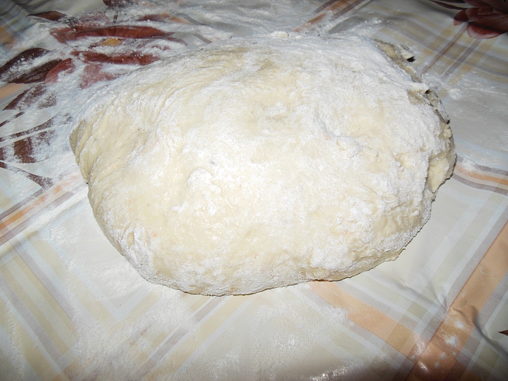 Cozonac cu stafide, de post