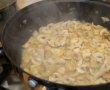 Tortellini cu branza si sos de ciuperci-4