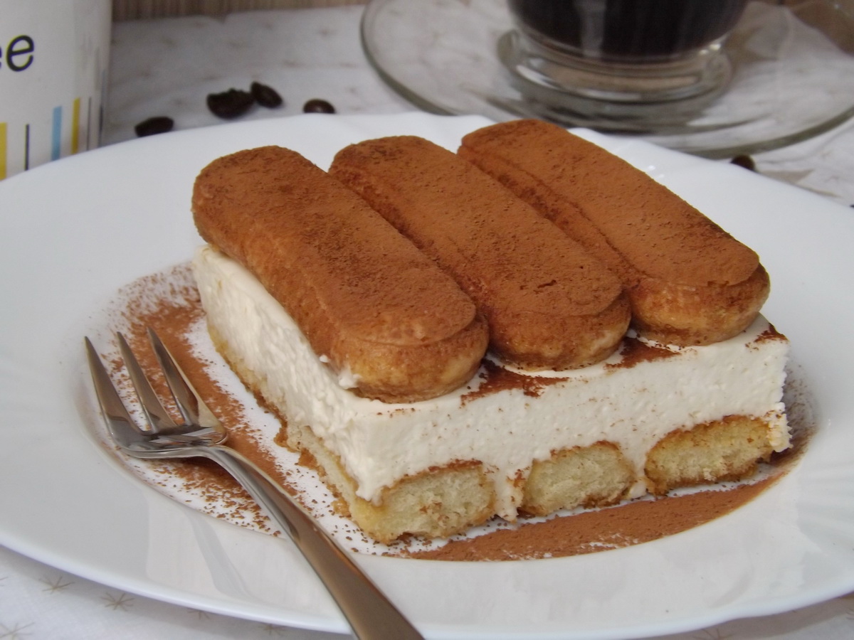 Tiramisu cu frisca, un deliciu aromat si gustos