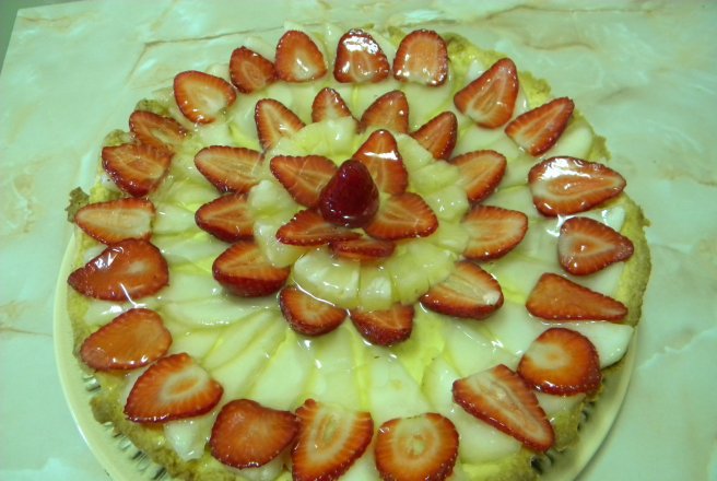 Tarta cu crema de vanilie si fructe