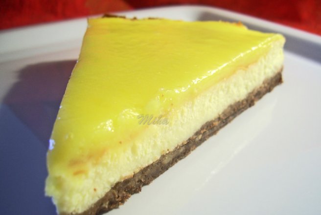 Cheesecake with lemon curd