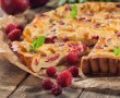 Clafoutis cu fructe de vara-2