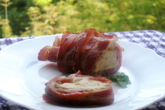 Piept de pui imbracat in bacon