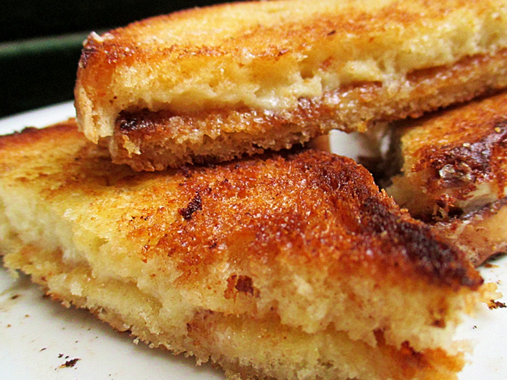 Sandwich prajit (Grilled cheese sandwich)