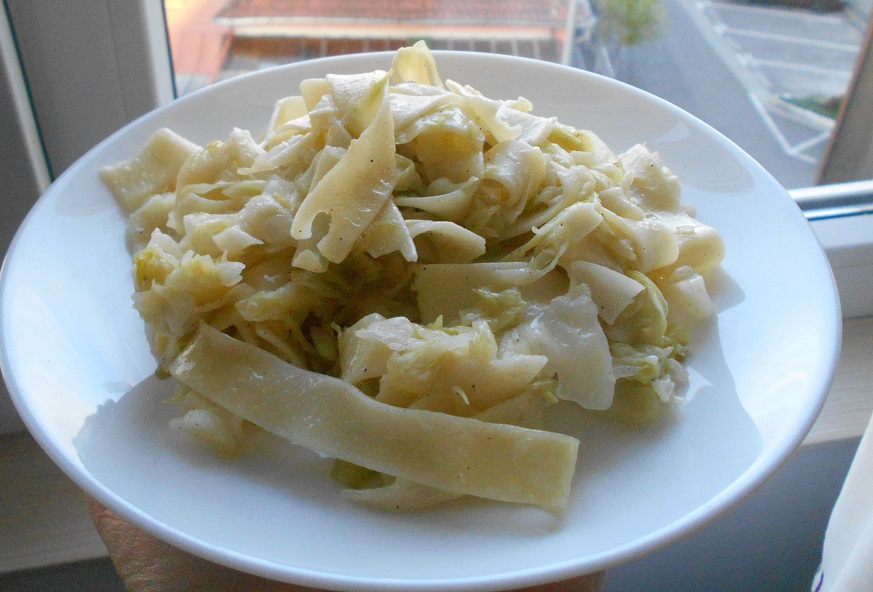 Fettuccine cu varza calita