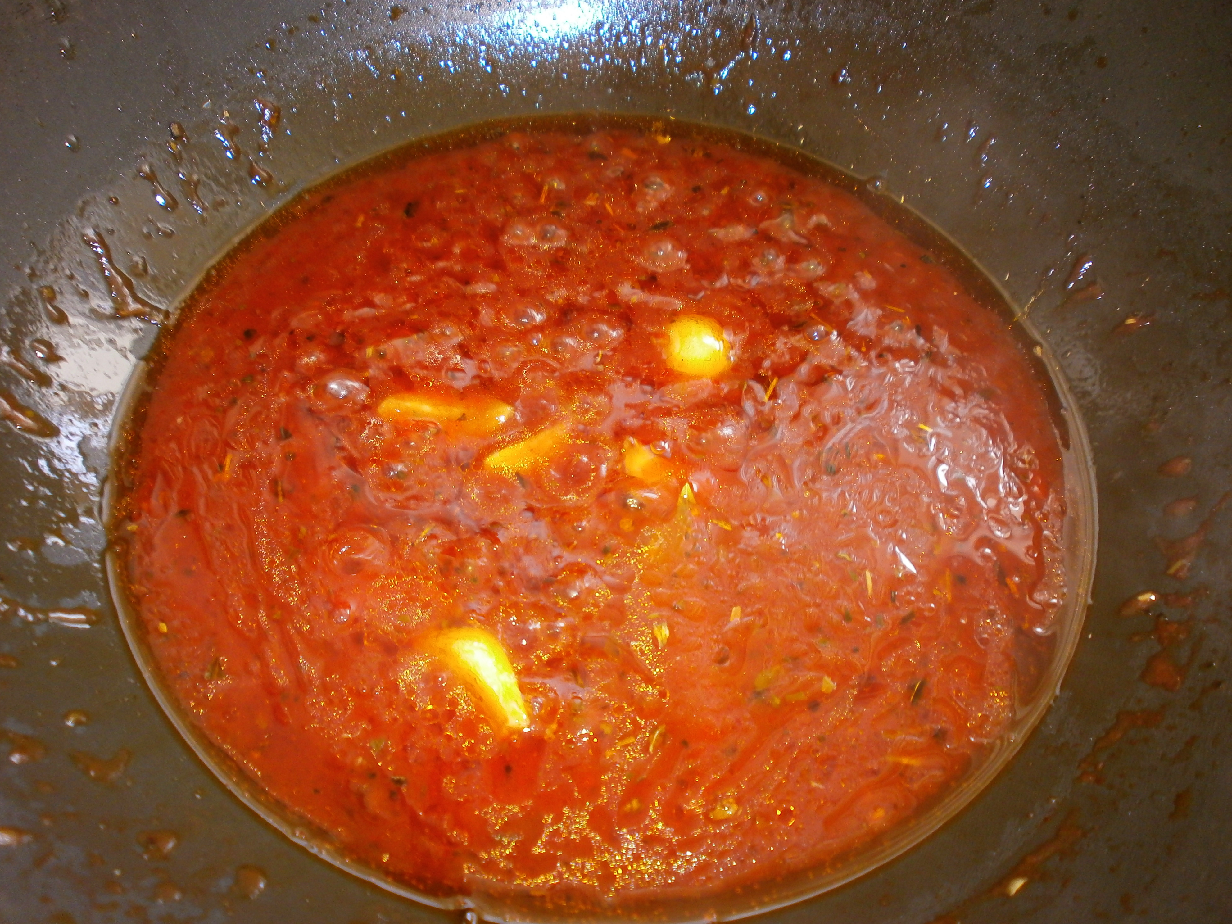 Stelute cu pasta de tomate