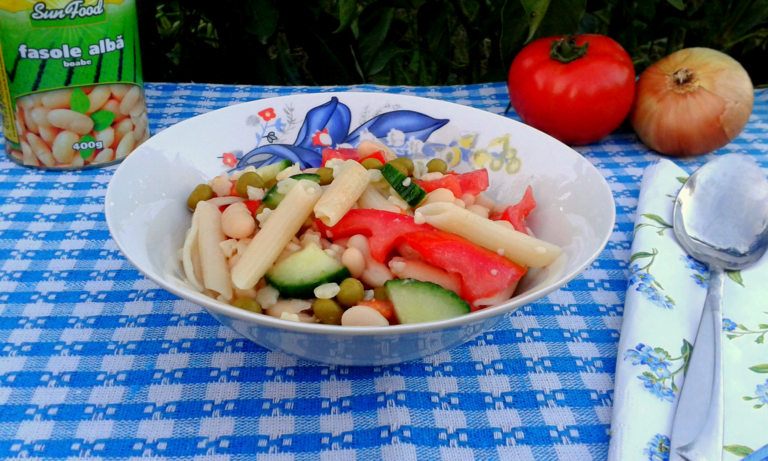 Salata de paste cu legume