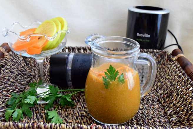 Smoothie detoxifiant cu legume