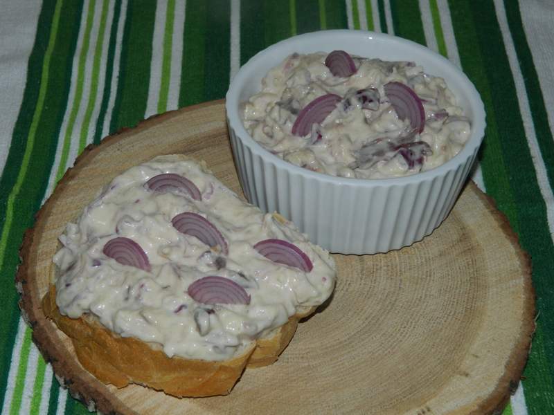 Salata de peste afumat