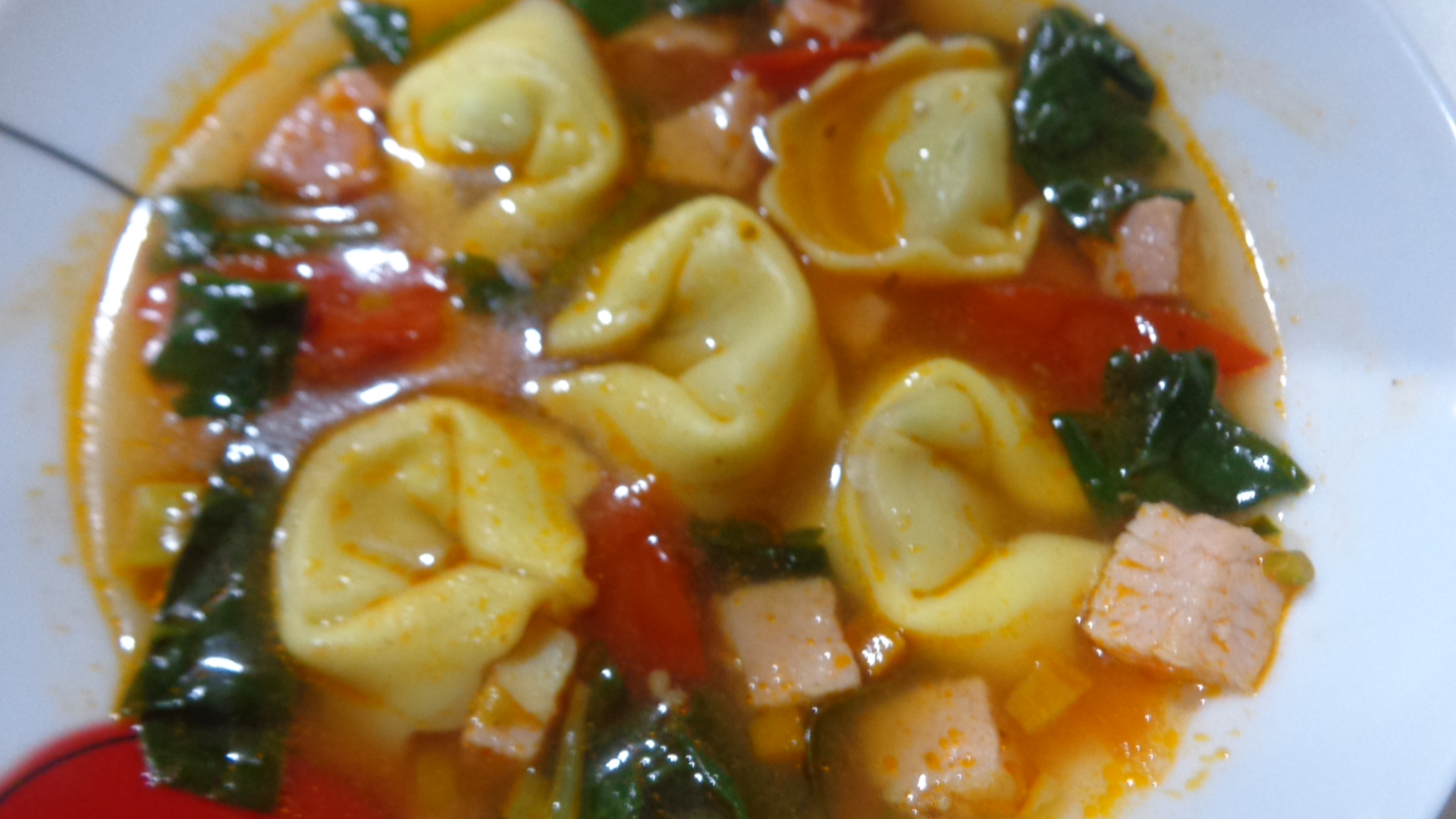 Supa cu tortellini