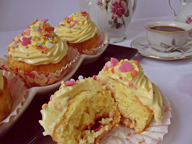 Cupcakes cu crema de vanilie