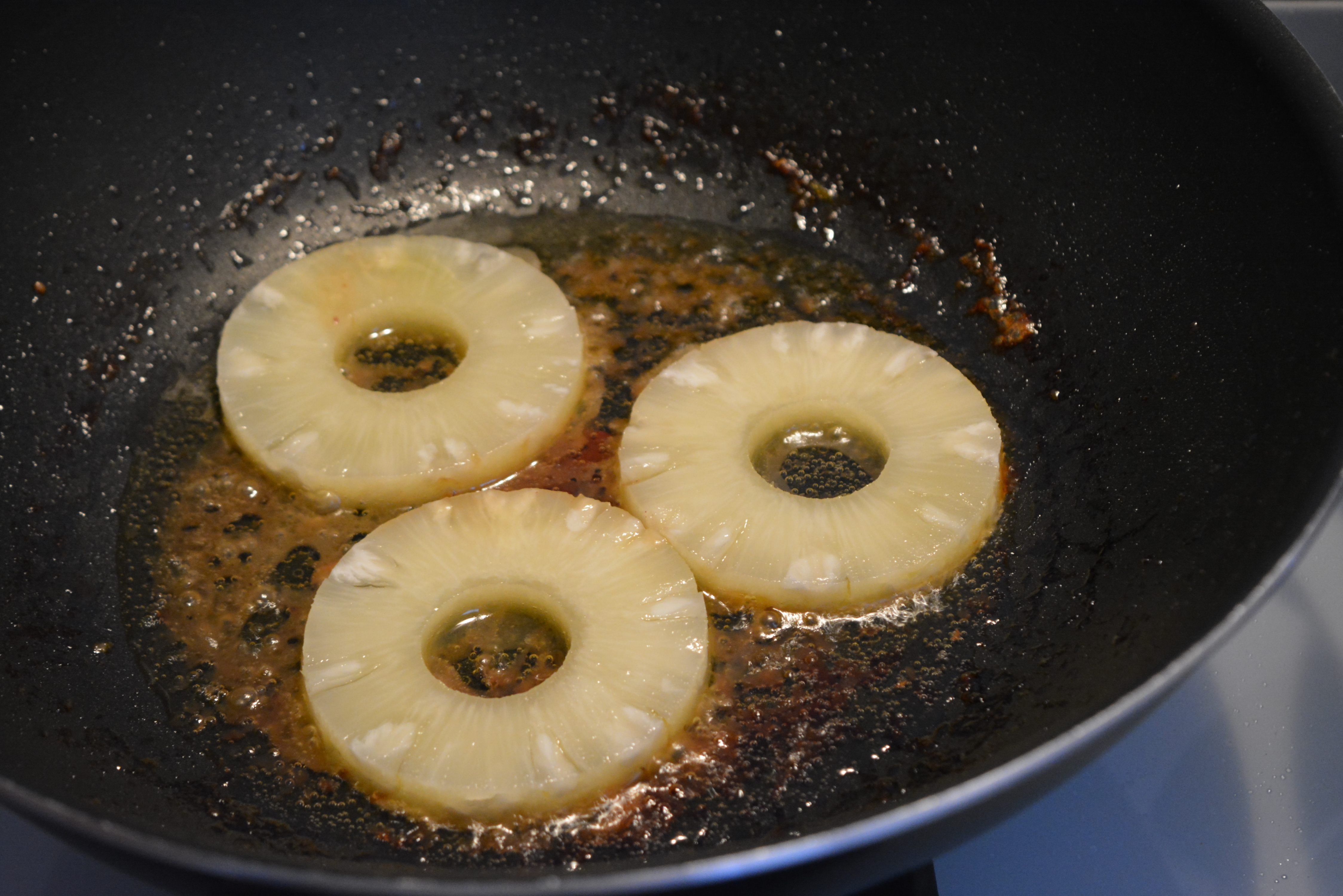 Pui cu orez si ananas