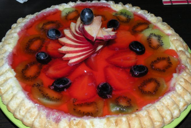 Tarta cu fructe si crema de vanilie