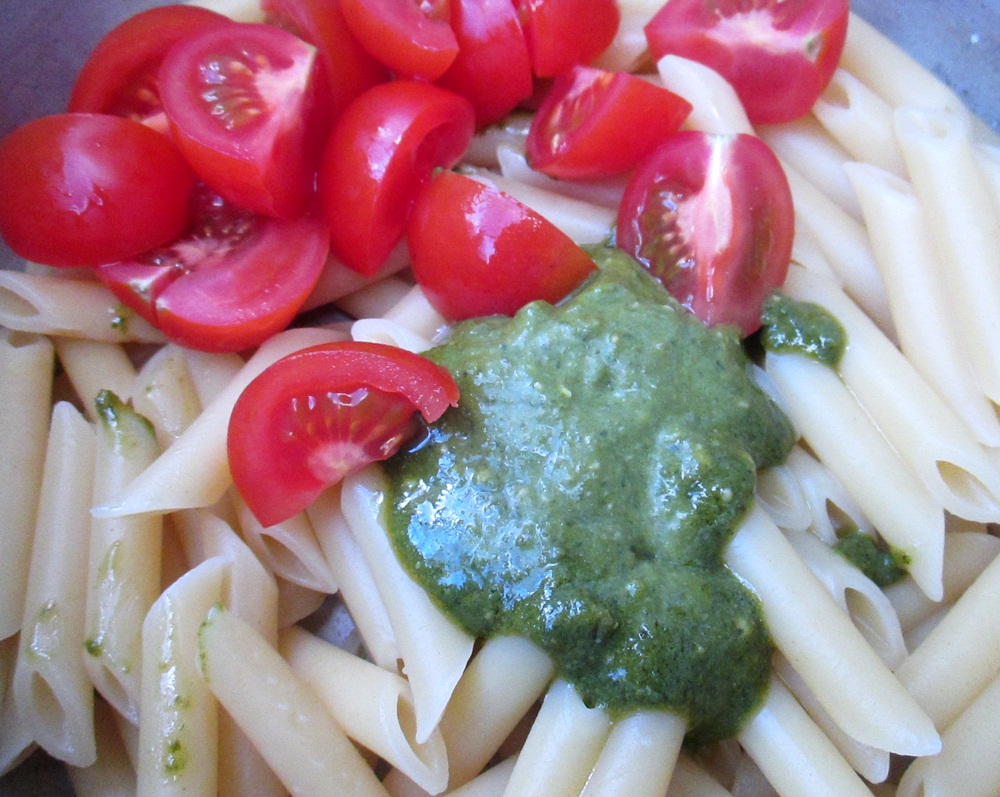 Penne cu bacon si pesto la cuptor