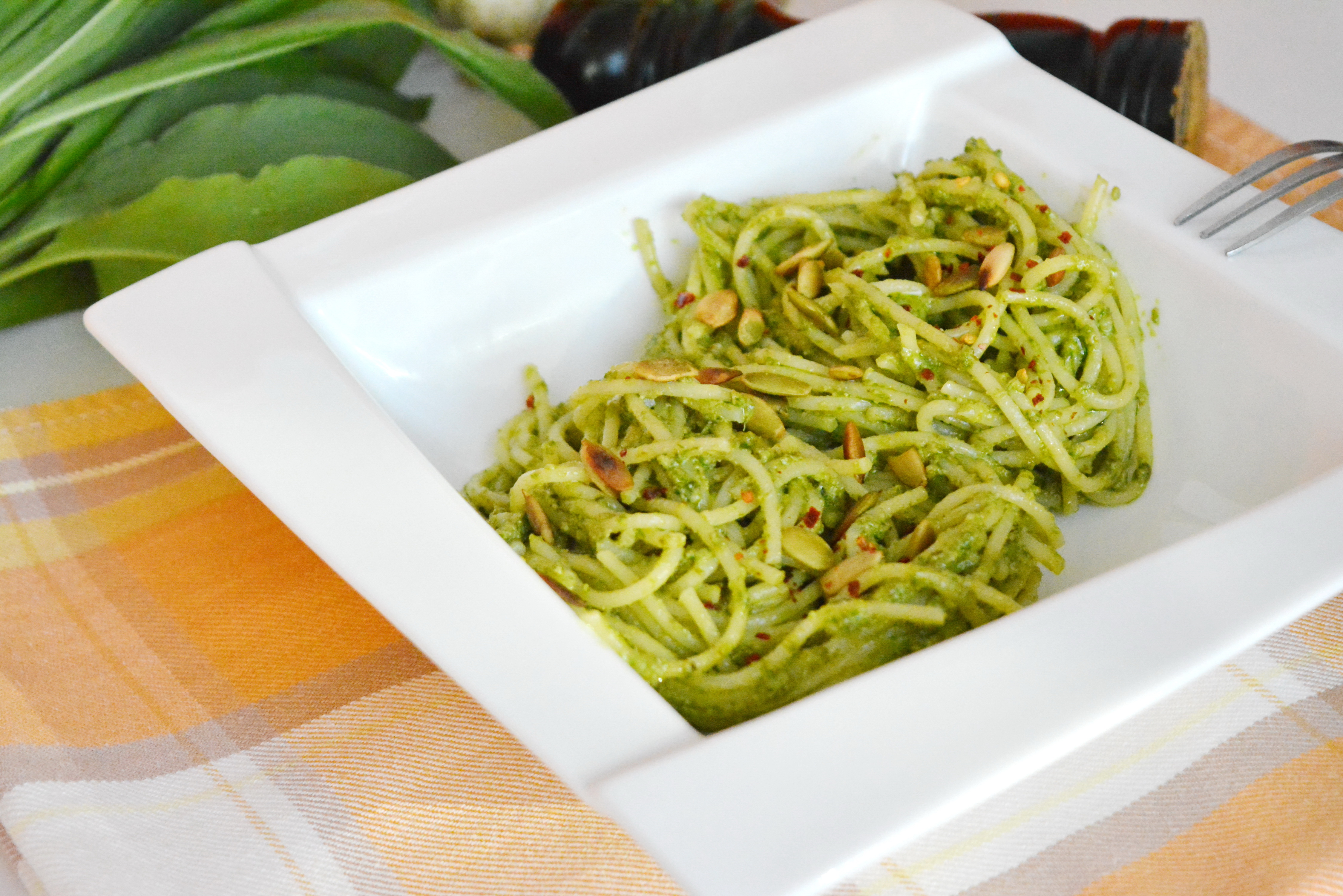 Spaghete cu pesto de leurda