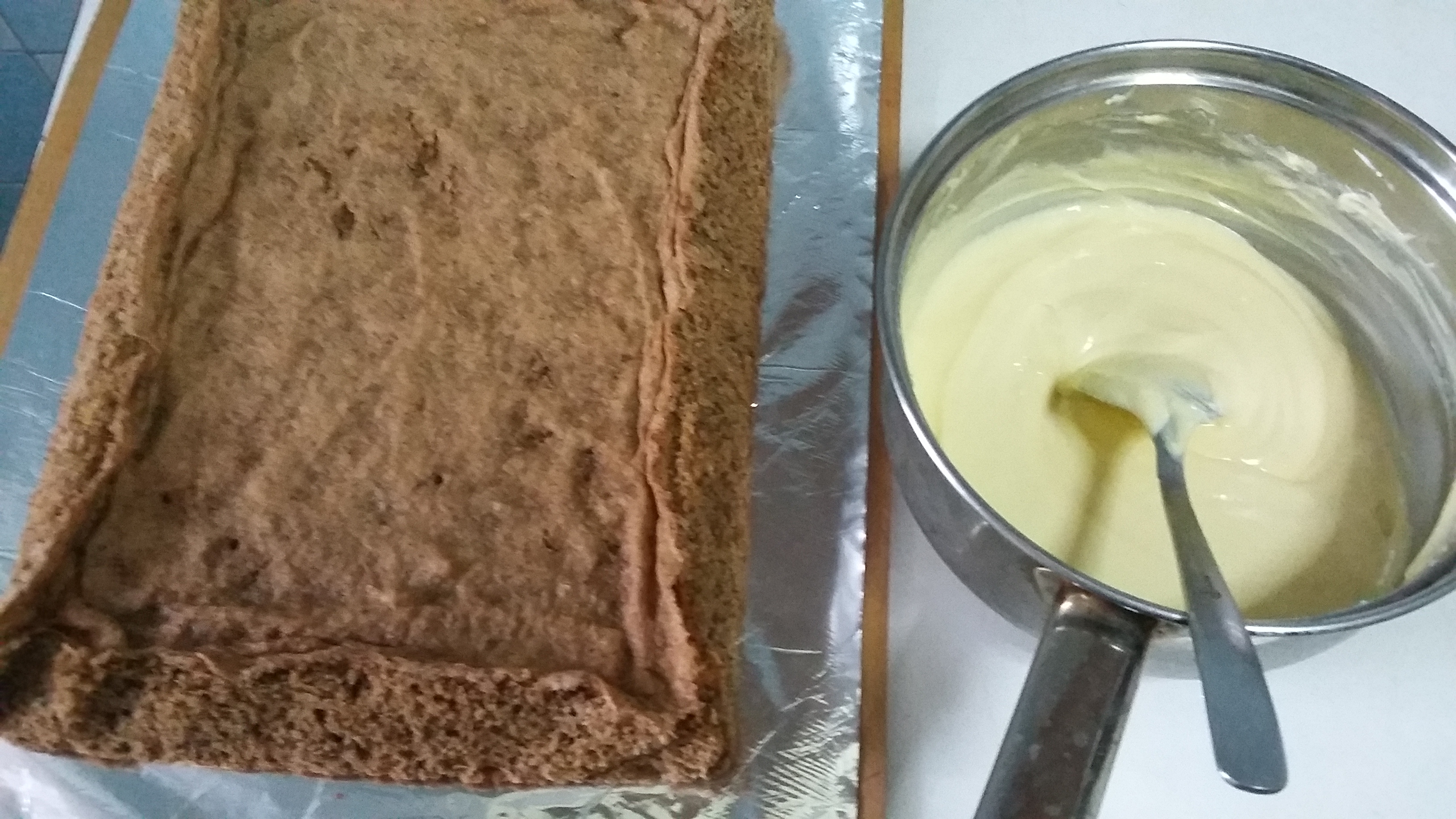 Reteta Prajitura cu nuca si crema cu mascarpone, un deliciu preferat de toata familia