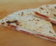 Piadina con salame e mozzarella-5