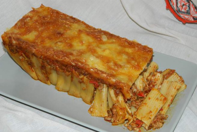 Rigatoni cu carne