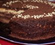 Tort clasic cu crema de cacao si miez de nuca-12