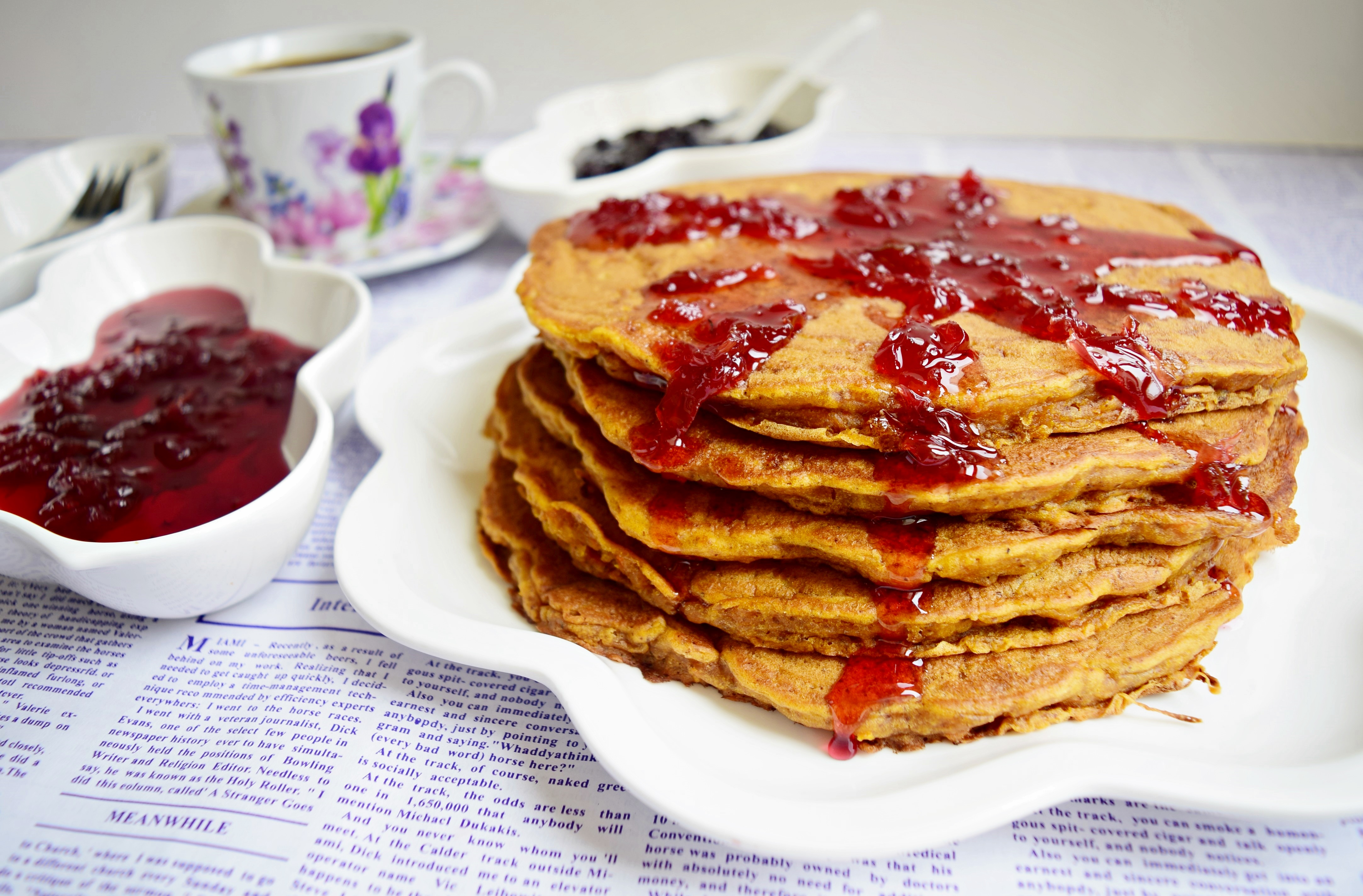 Pancakes cu morcovi si nuci