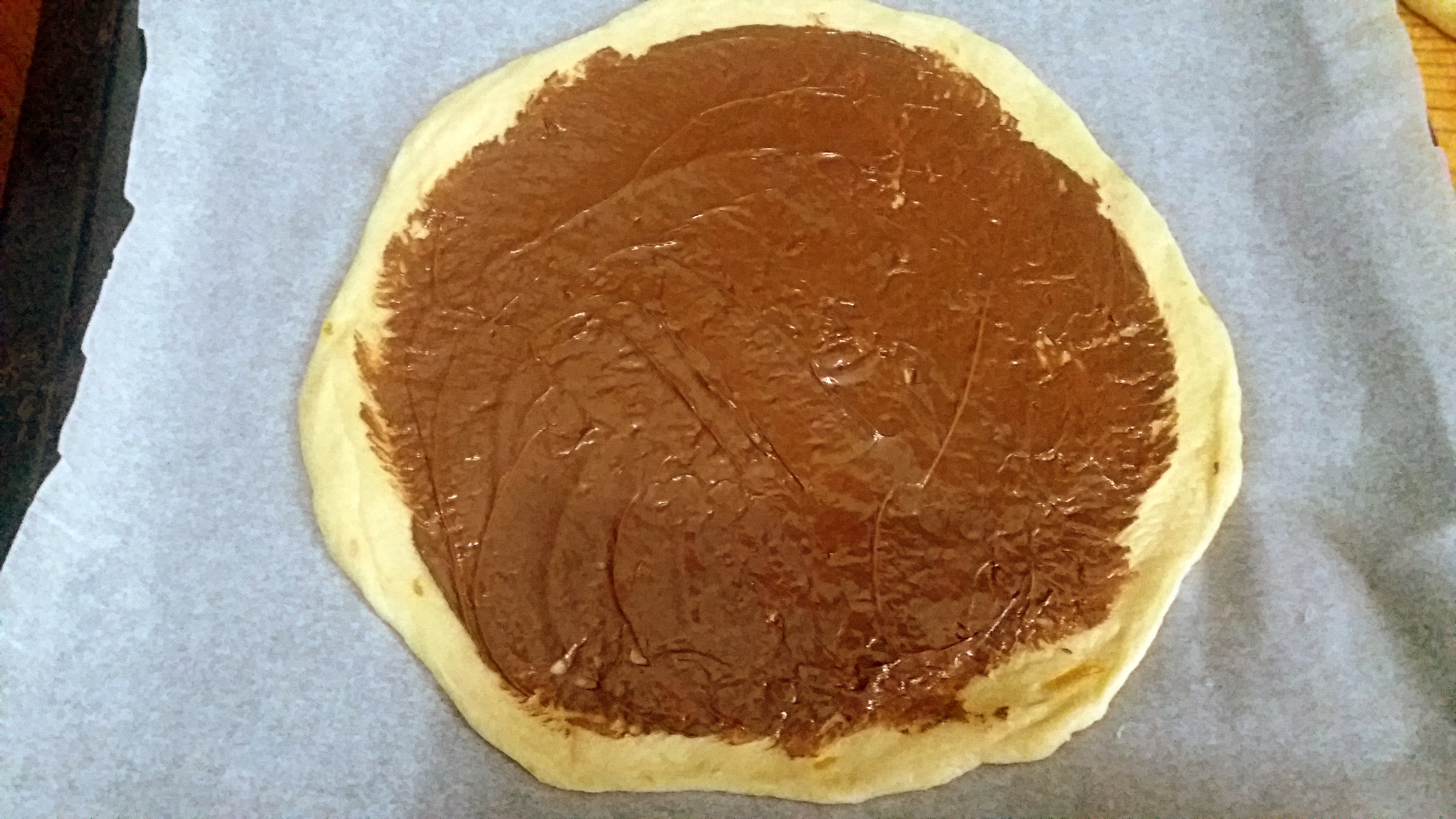 Cozonac floare cu nutella