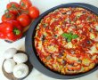 Pizza cu aluat nedospit, sunca, legume si ciuperci-8