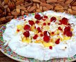 Desert pavlova cu crema de vanilie-1