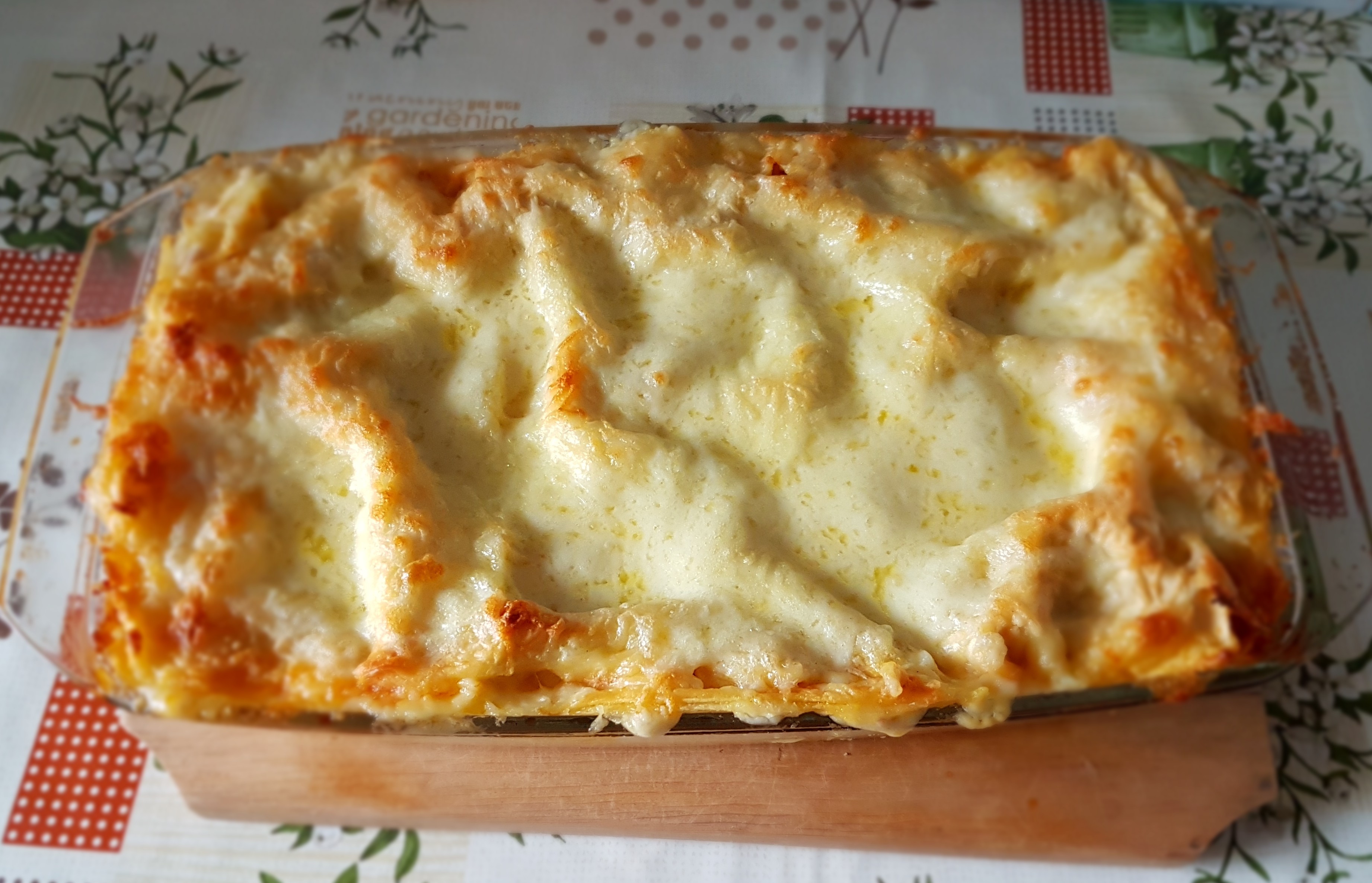 Reteta de lasagna cu carne de porc si sos Bechamel