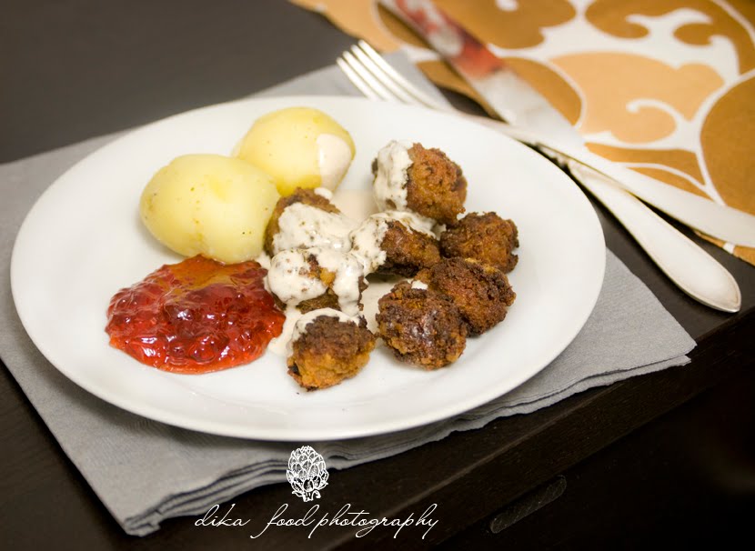 IKEA Meatballs with Cream Sauce