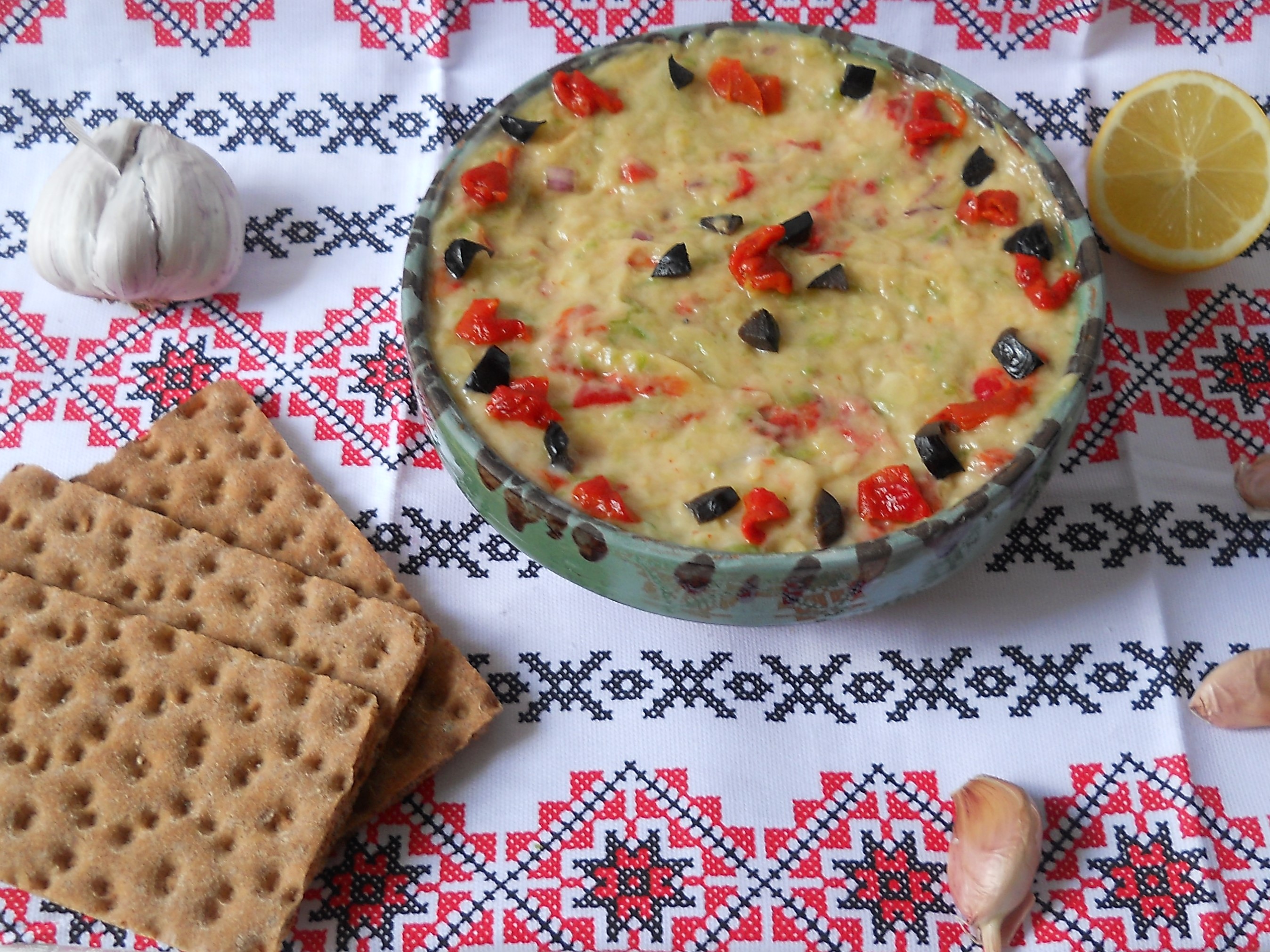 Salata de dovlecei cu ardei copt