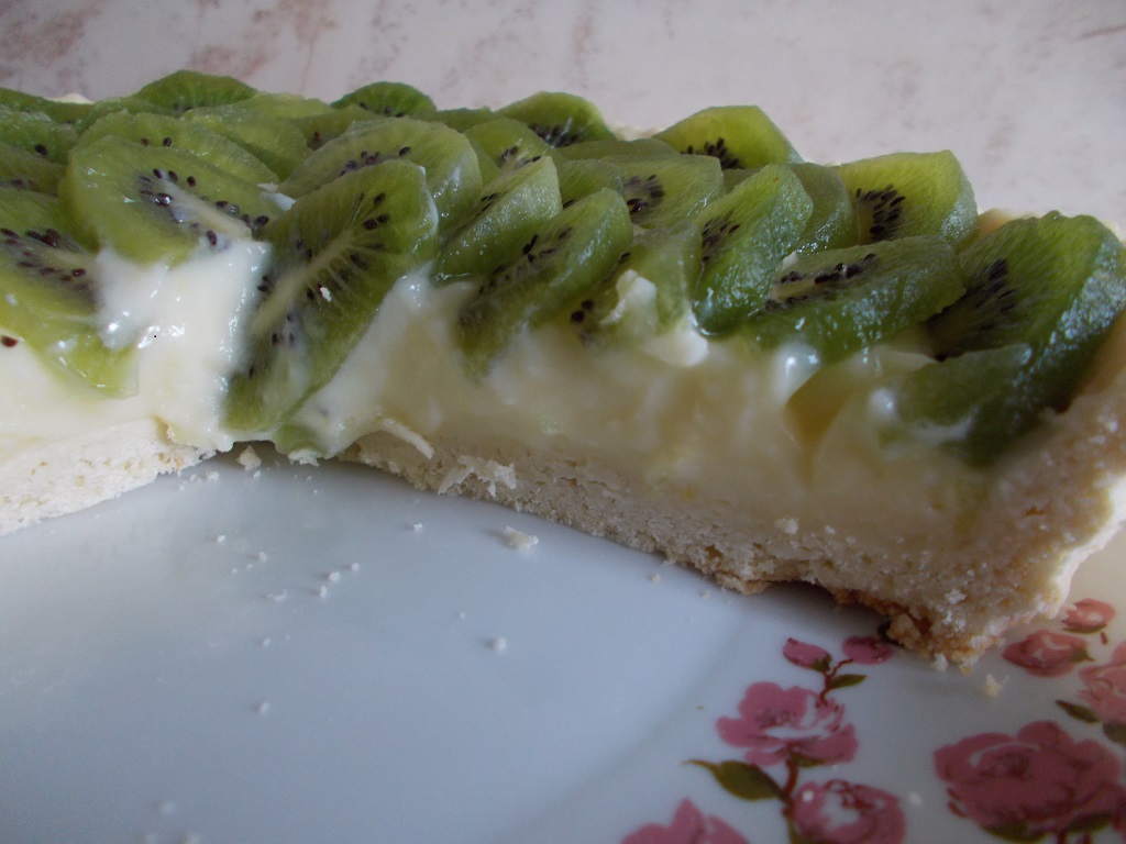 Desert tarta cu crema de lamaie si kiwi -reteta nr. 300