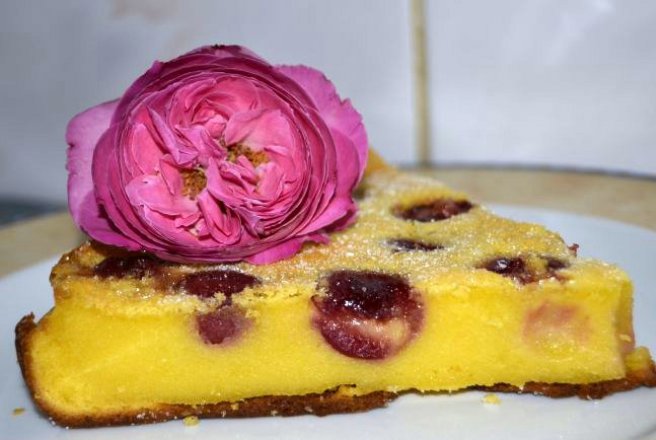 Desert clafoutis cu cirese