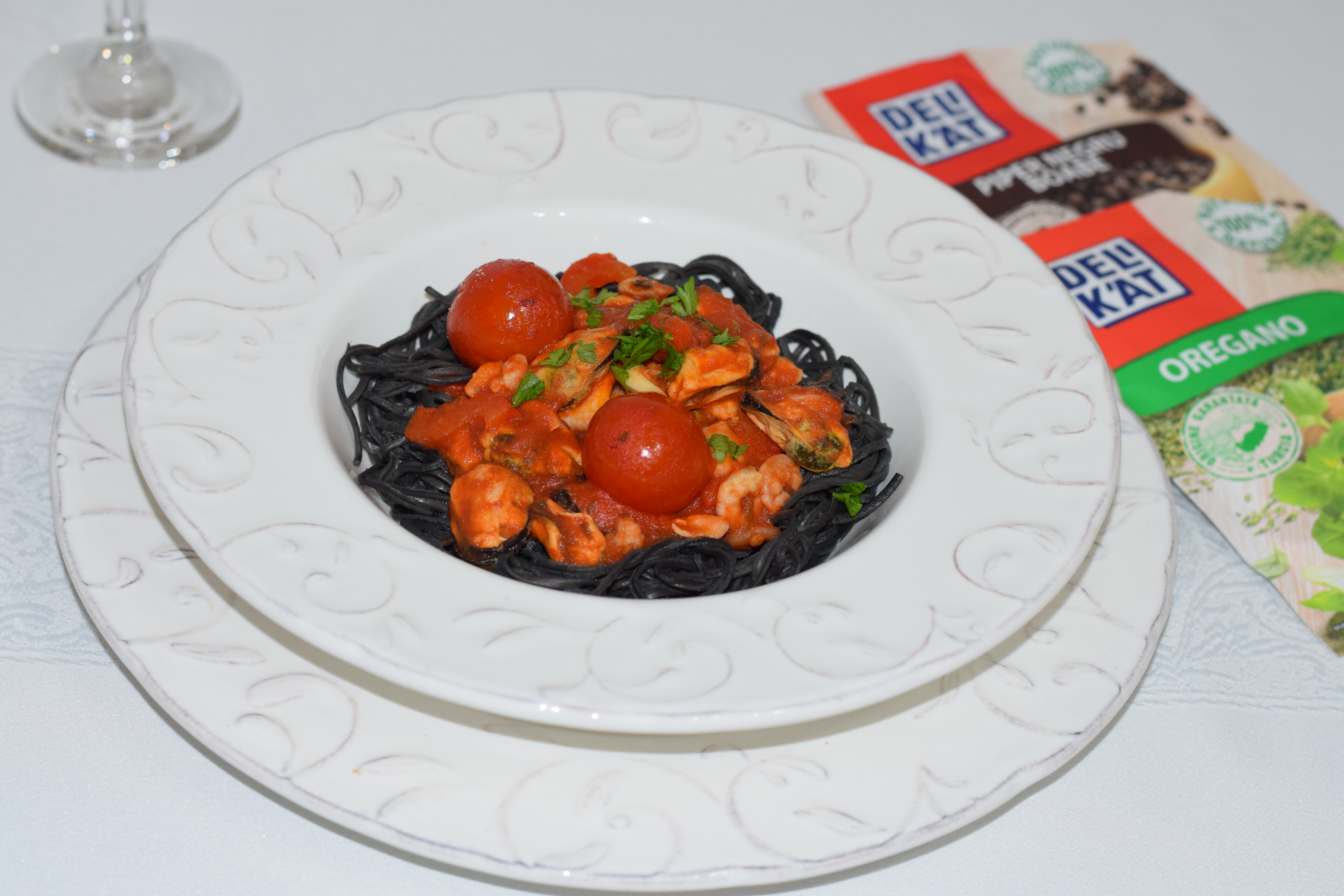 Paste negre cu fructe de mare