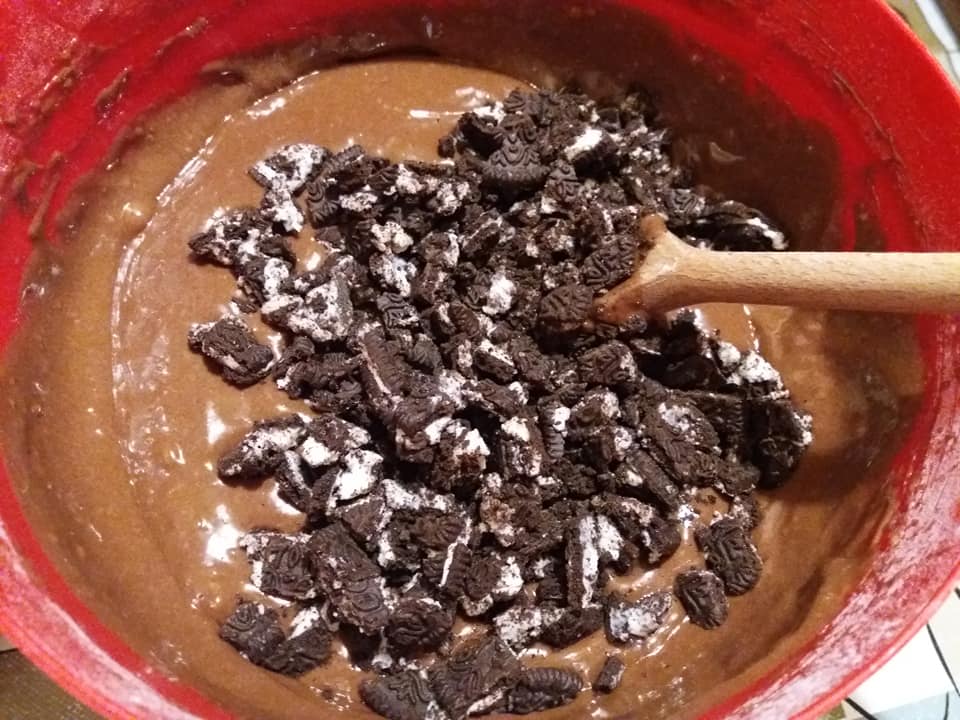 Desert prajitura cu ciocolata si oreo