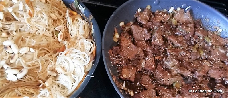 Carne de vita sotata in stil mongolez