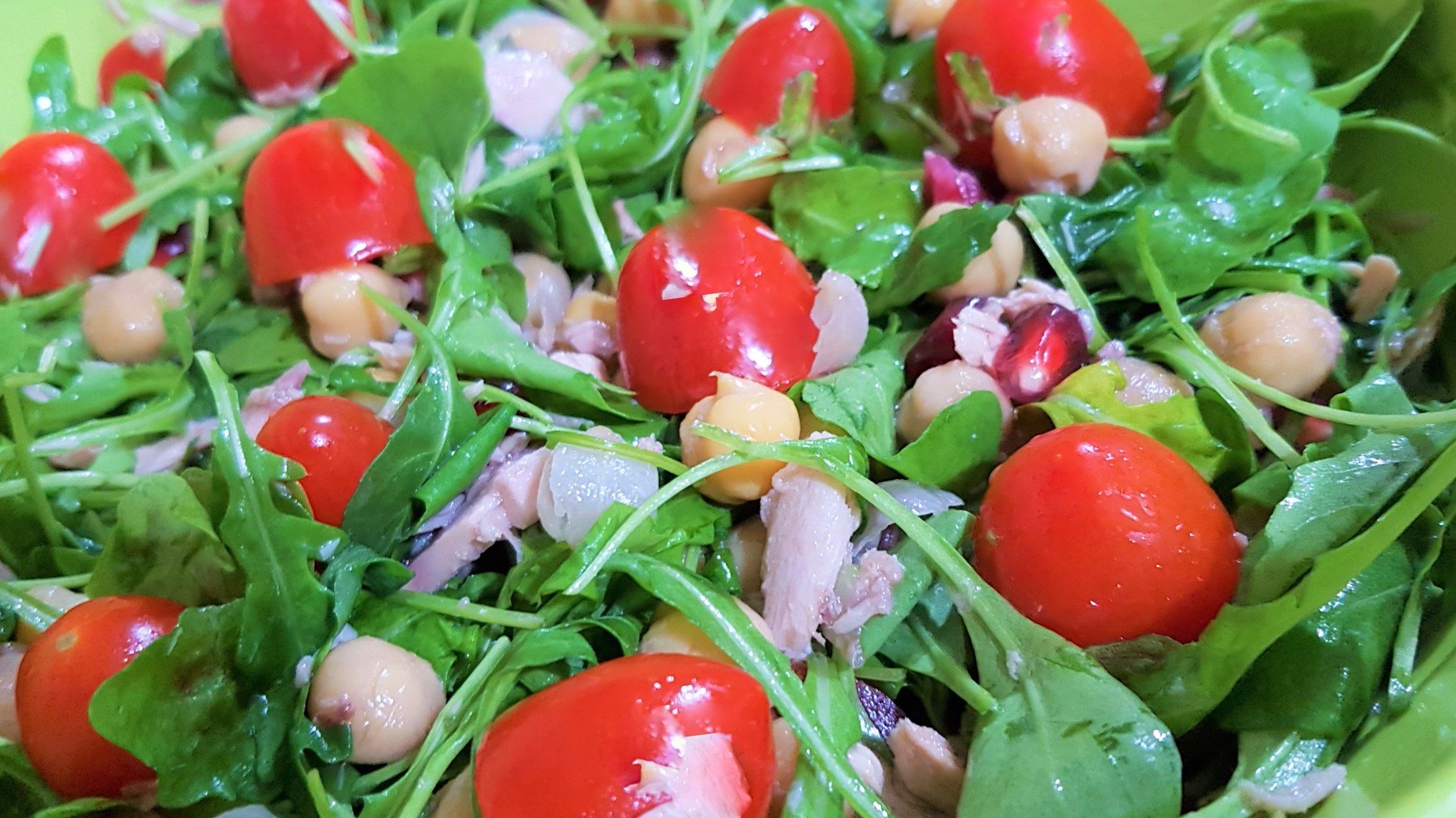 Salata de rucola cu ton si naut