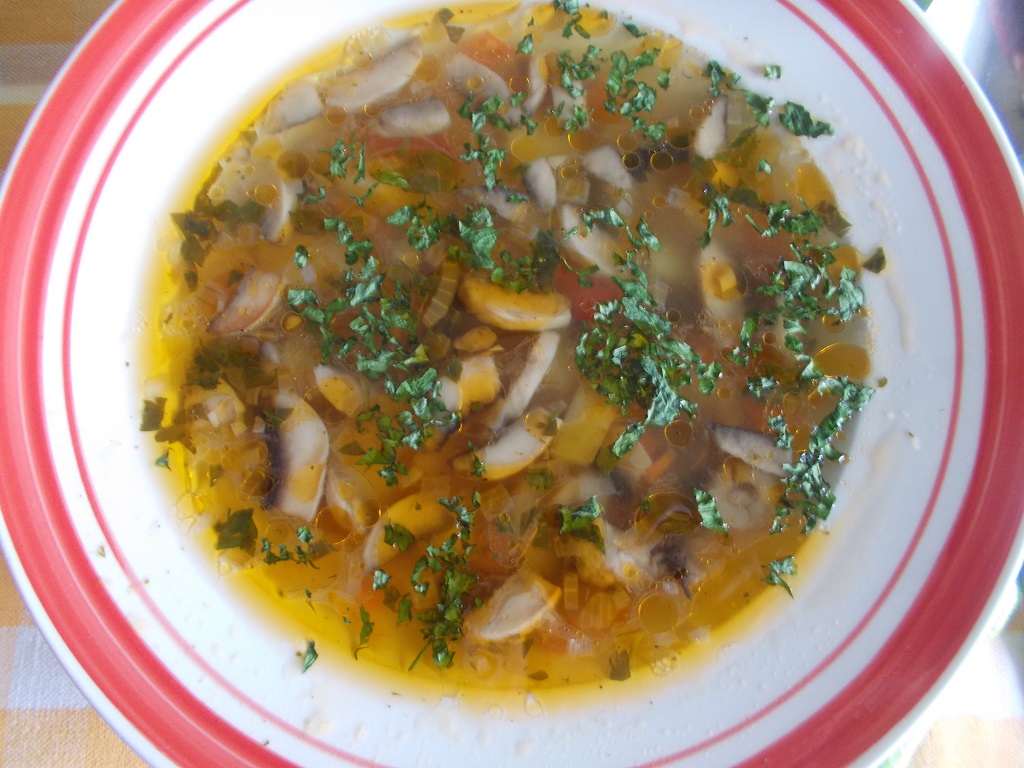 Ciorba de legume, cu ciuperci champignon