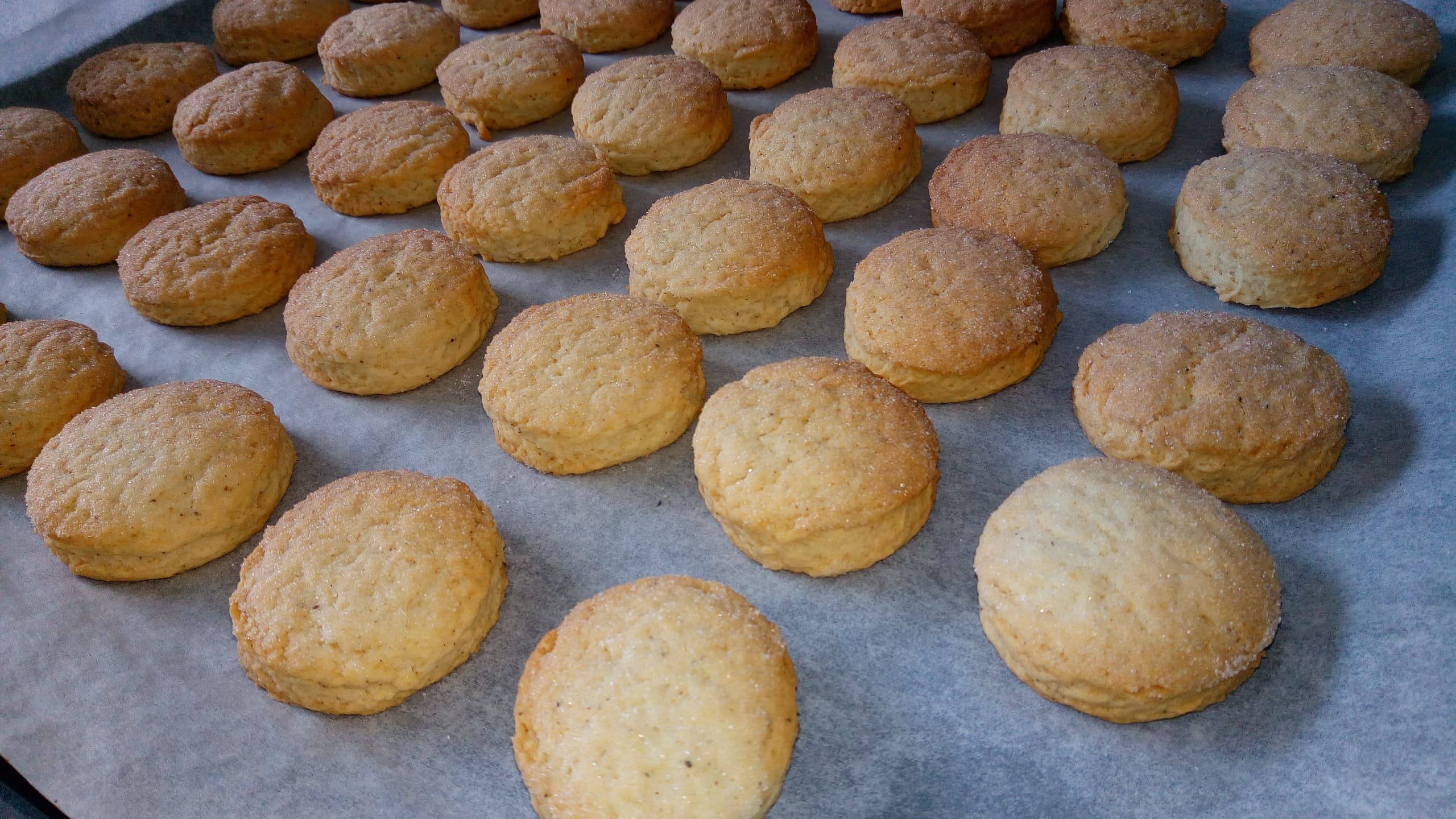 Desert biscuiti de post cu anason si vin alb