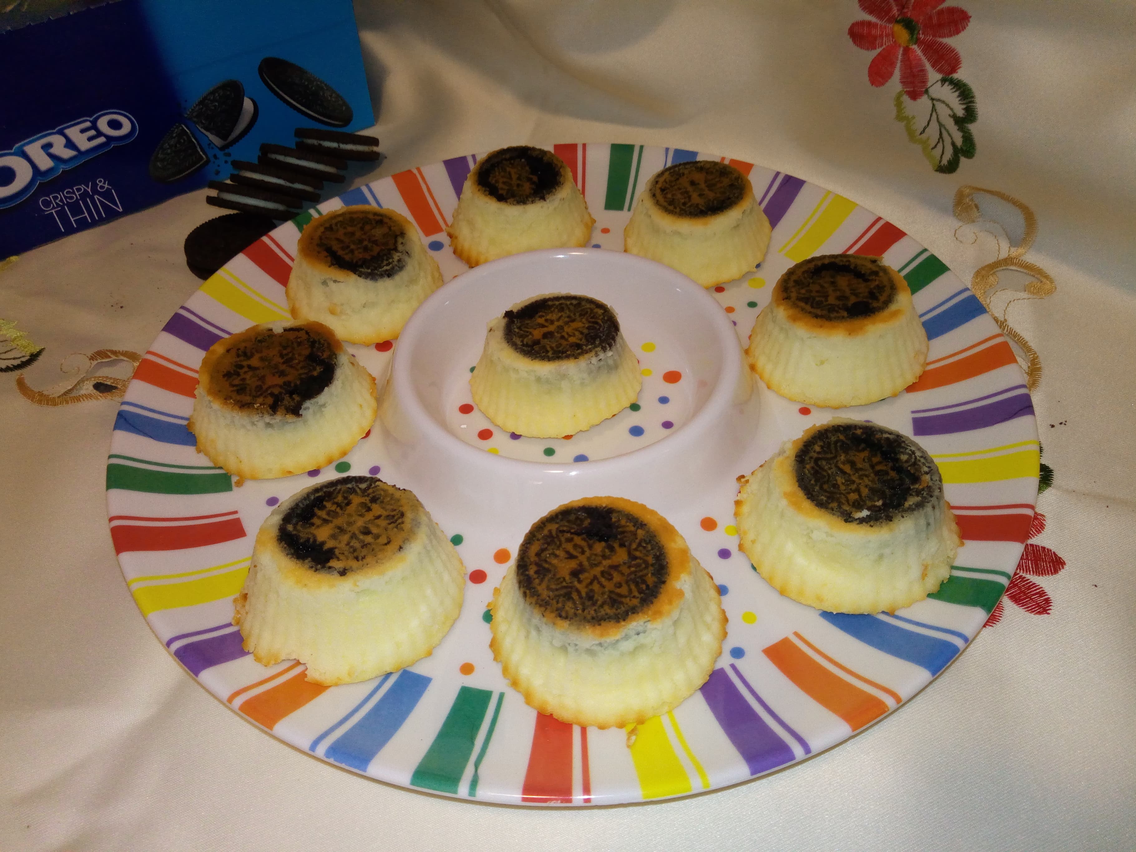 Mini cheesecake cu oreo