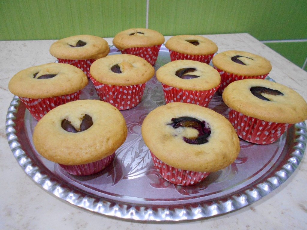 Desert muffins cu prune