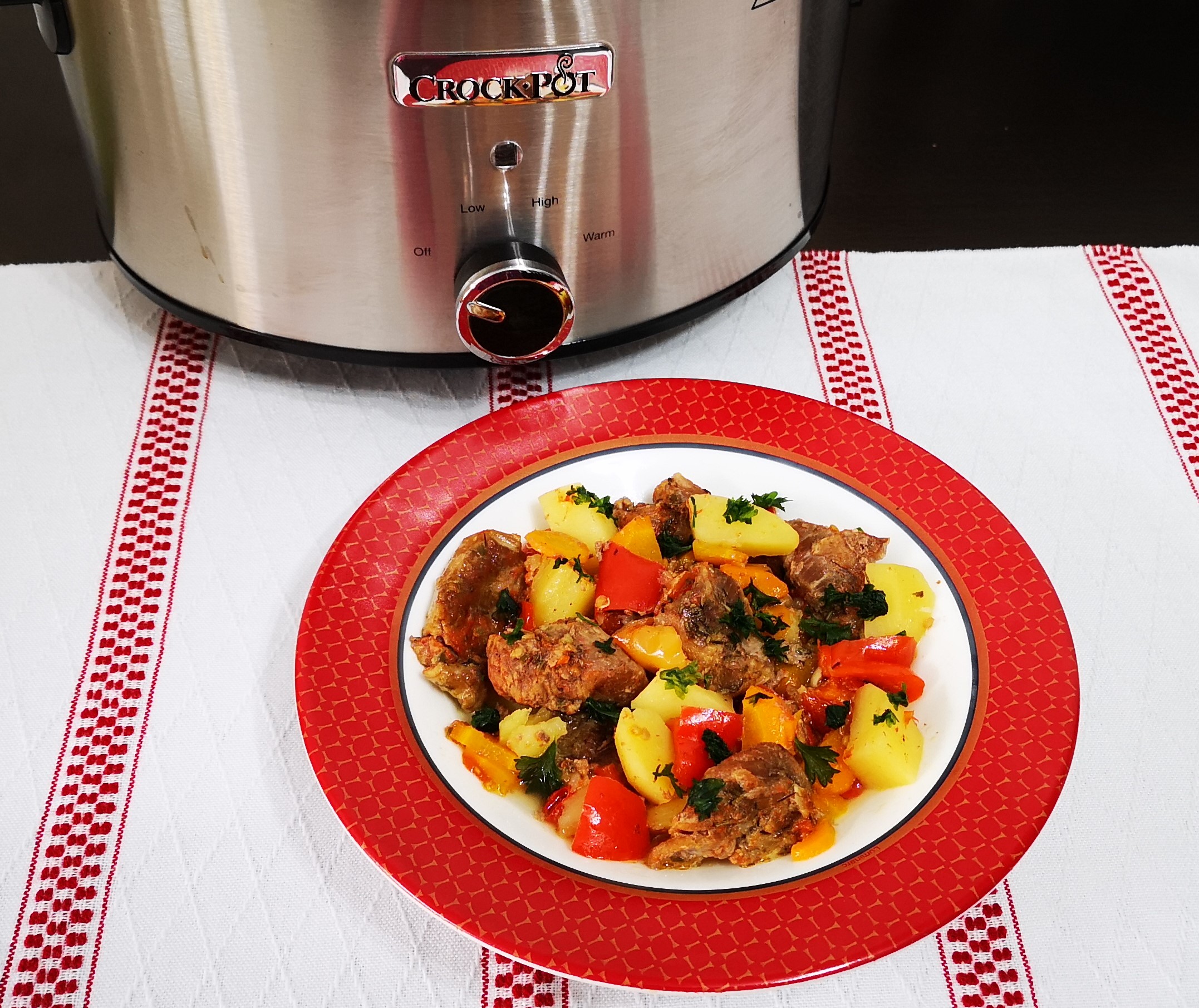 Ied cu legume la slow cooker Crock-Pot