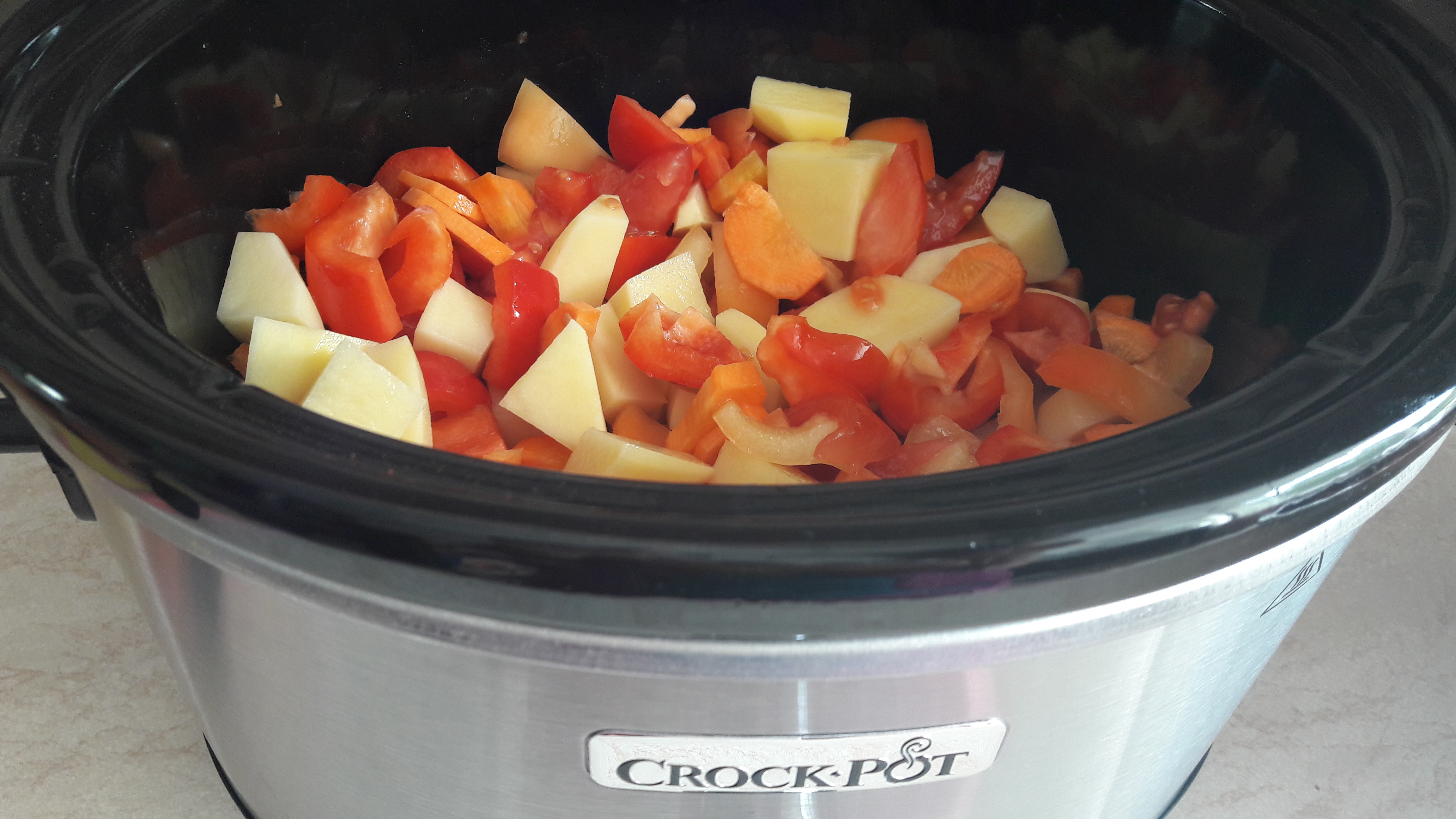 Ied cu legume la slow cooker Crock-Pot