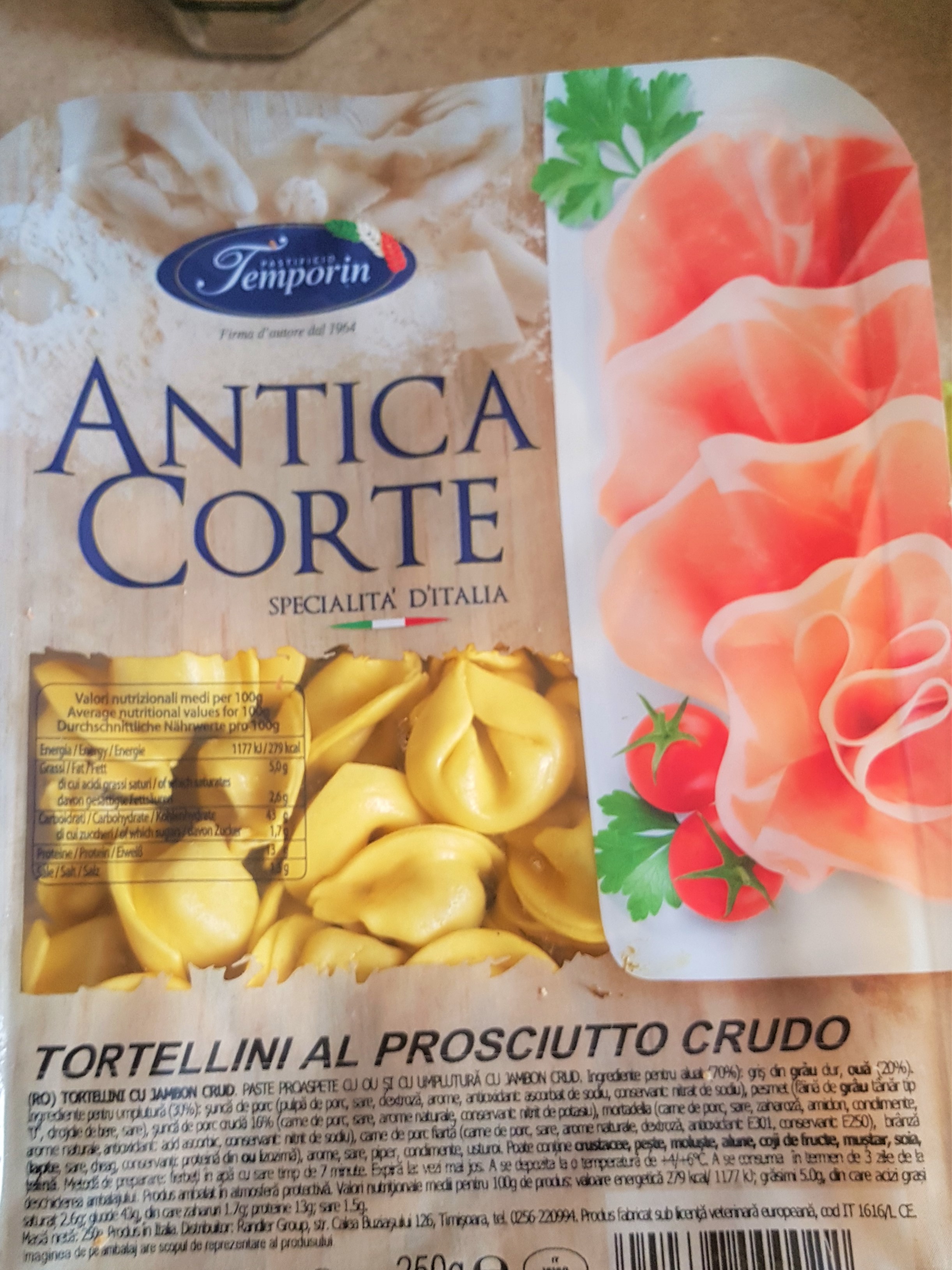 Tortellini cu perisoare si sos gongorzola