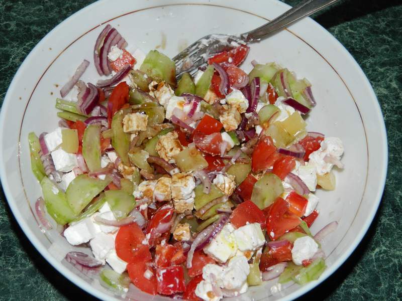 Salata cu branza feta