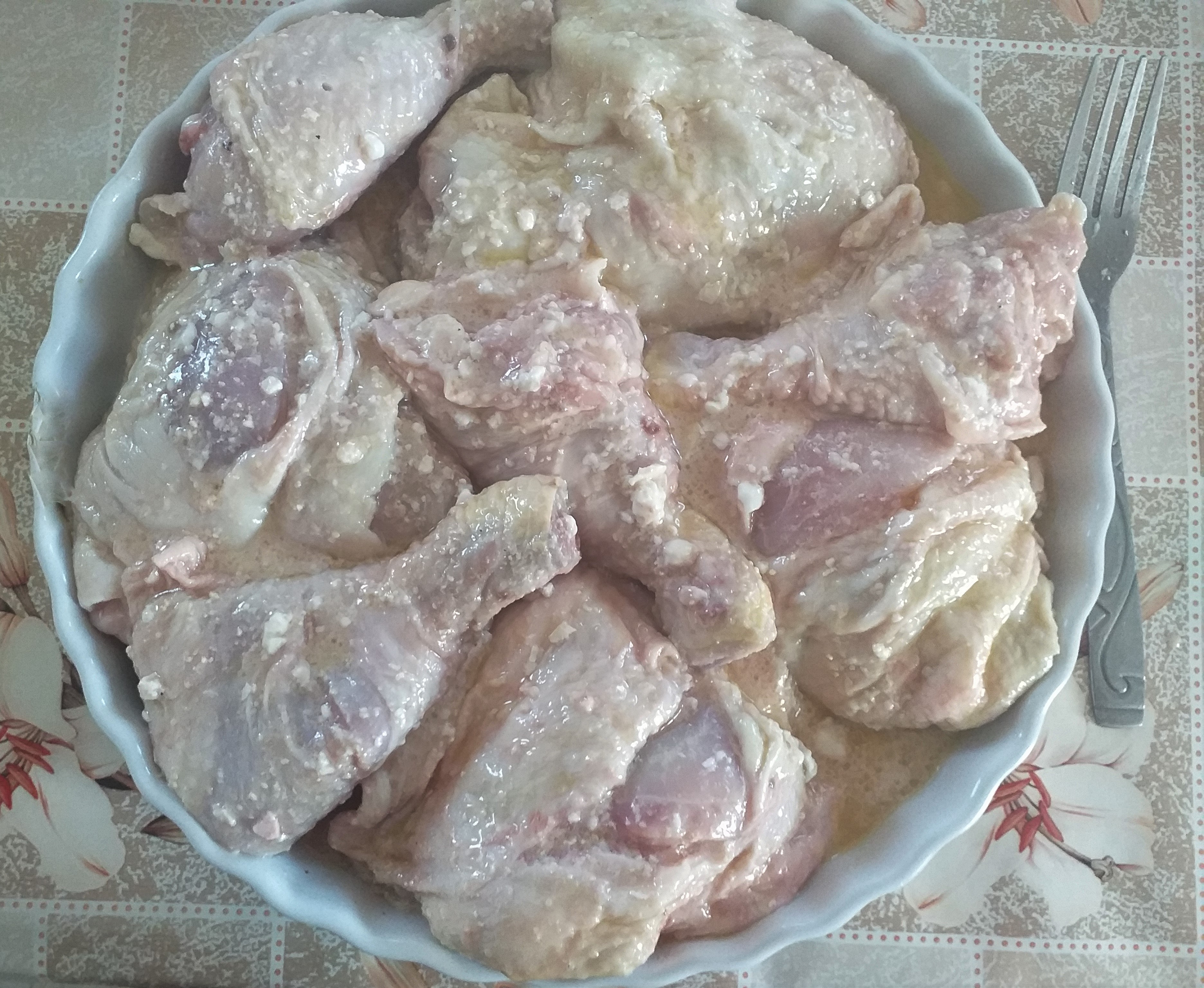 Pulpe marinate in sos de iaurt cu mustar