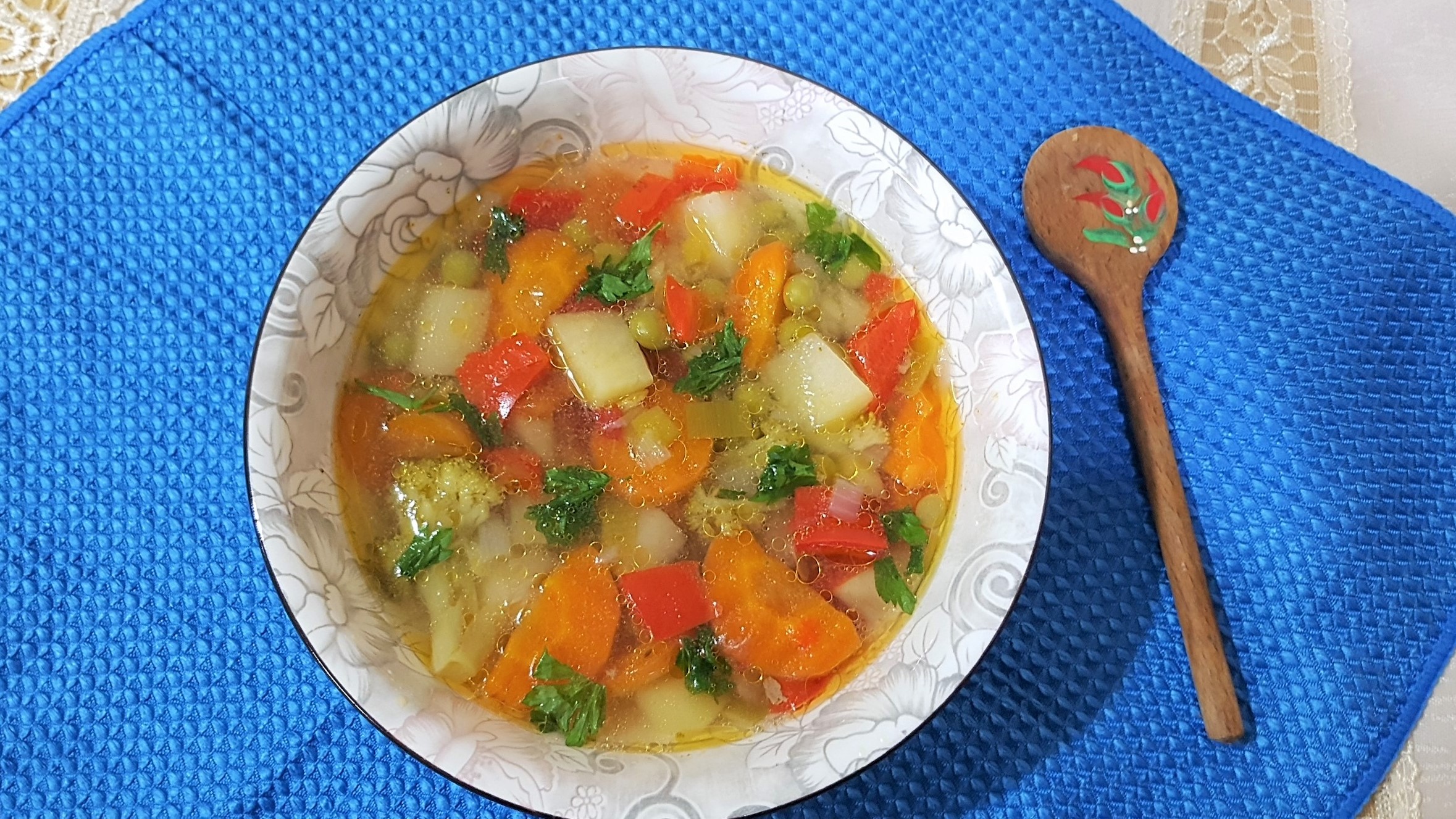 Ciorba cu broccoli si mazare, de post