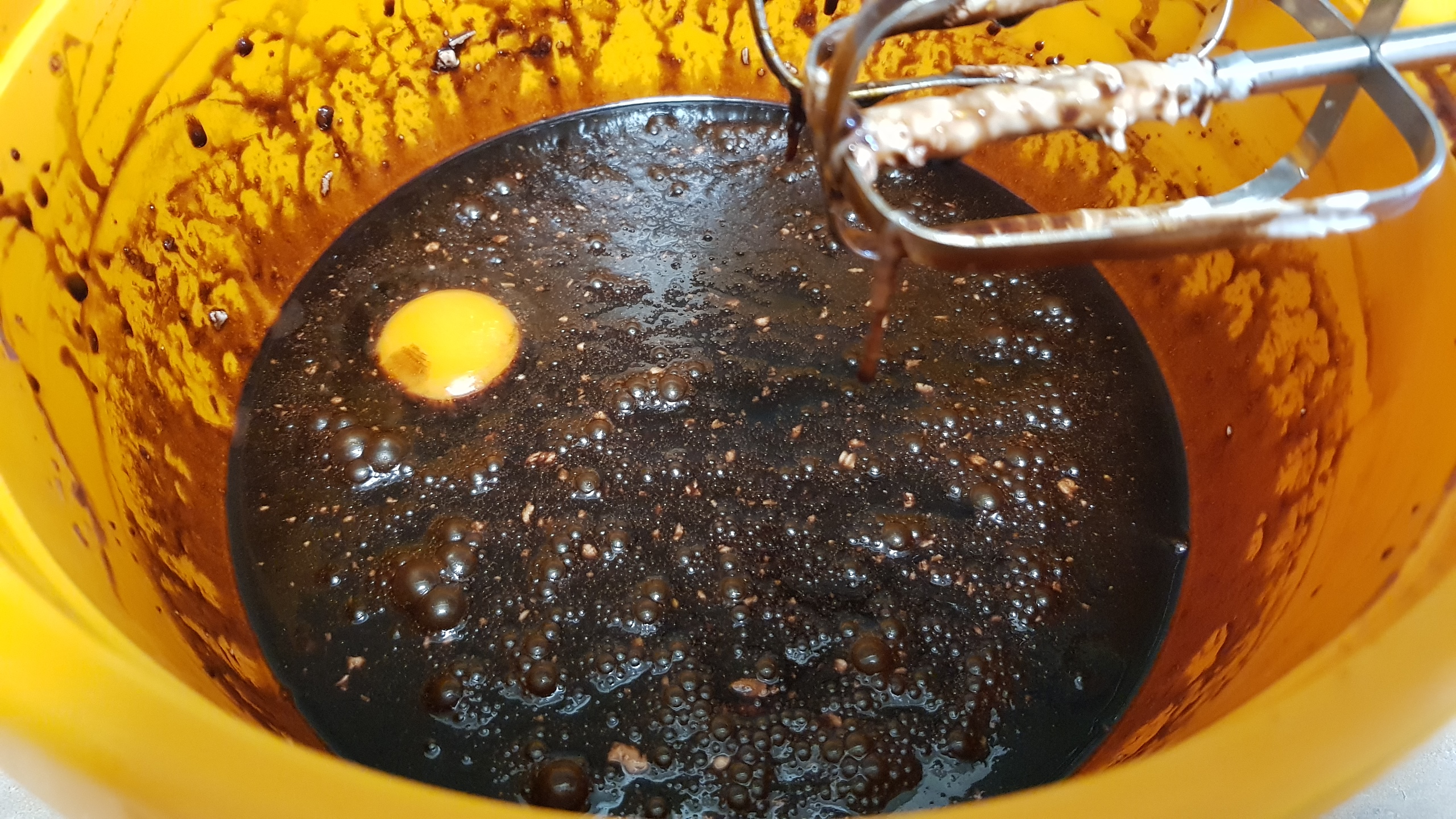 Desert negresa cu cafea si migdale