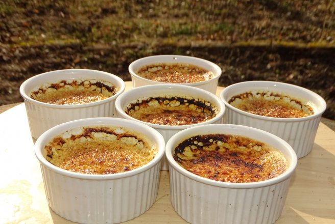 Desert creme Brulee