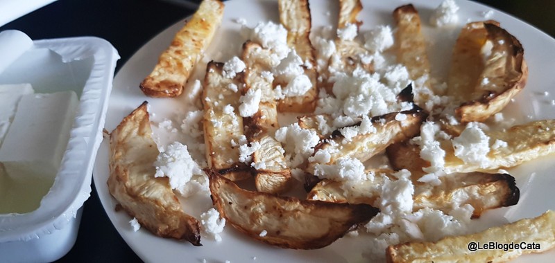 Cartofi pai de radacina de telina la cuptor cu branza feta