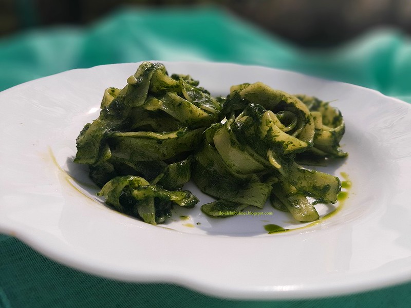 Paste cu pesto de leurda si spanac